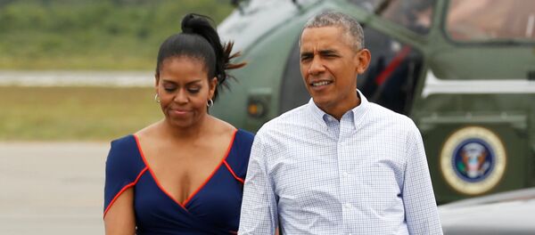 Барак и Мишель Обама, аэропорт в штате Массачусетс, США - Sputnik Армения