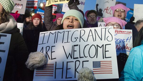 Протесты в США, против миграционной политики Дональда Трампа - Sputnik Արմենիա