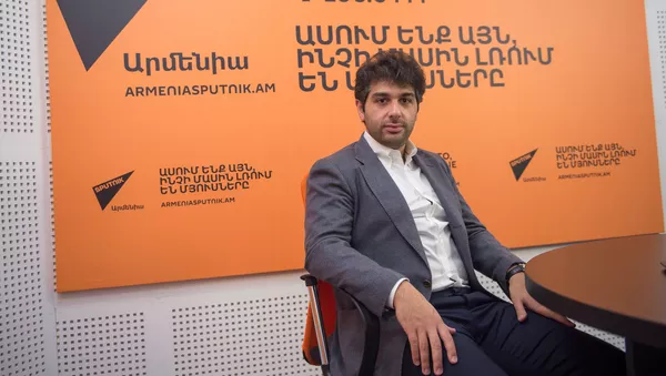 Сергей Смбатян в гостях у радио Sputnik Армения - Sputnik Армения