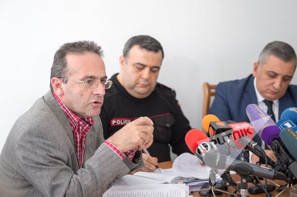 Правозащитник Артур Сакунц Правозащитник Артур Сакунц - Sputnik Армения