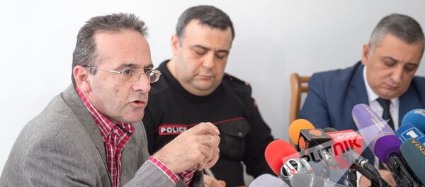 Правозащитник Артур Сакунц - Sputnik Армения