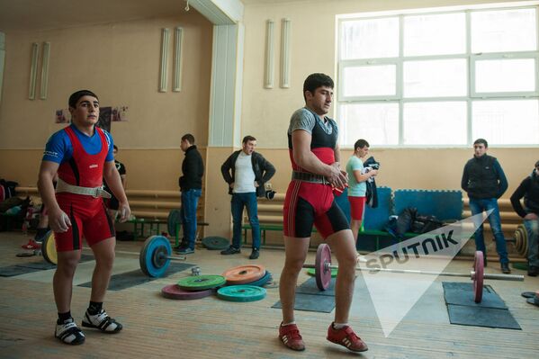 Первенство Армении по тяжелой атлетике - Sputnik Армения