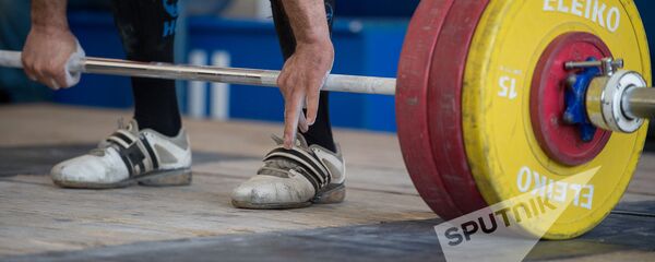 Первенство Армении по тяжелой атлетике Первенство Армении по тяжелой атлетике - Sputnik Արմենիա
