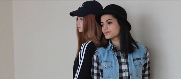 ՆԱՍՏՅԱ ԿՐԱՎՉԵՆՅԱՆ ԵՎ ԱՆԳԵԼԻՆԱ ՊԱՊԻԿՅԱՆԸ ԽՈՍՈՒՄ ԵՆ ԻՐԵՆՑ ՈՃԻ ԵՎ ՀԱԳՈՒՍՏԻ ՄԱՍԻՆ - Sputnik Արմենիա