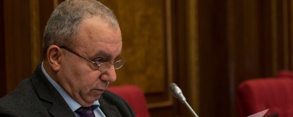 Заседание Национального собрания РА. Грант Багратян  - Sputnik Армения