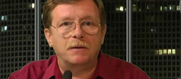 политический и экономичесий обозреватель интернет-телеканала ITON.TV Александр Гур-Арье - Sputnik Армения