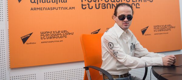 Ваан Наапетян в гостях у радио Sputnik Армения Ваан Наапетян в гостях у радио Sputnik Армения - Sputnik Արմենիա