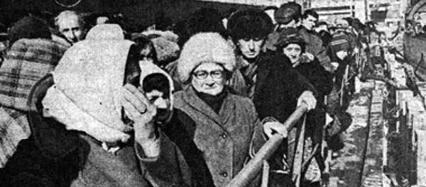 Беженцы из Баку - Sputnik Армения