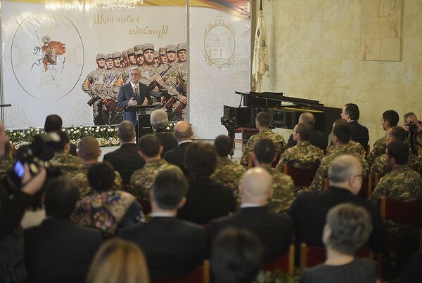 Серж Саргсян принял участие в день Св. полководца Саргиса Серж Саргсян принял участие в день Св. полководца Саргиса - Sputnik Армения