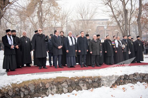 Праздник Св. Саркиса отметили в Ереване - Sputnik Армения
