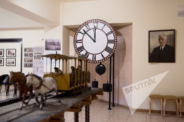 Башенные часы здания полицейского управления. Музей истории Еревана Башенные часы здания полицейского управления. Музей истории Еревана - Sputnik Արմենիա