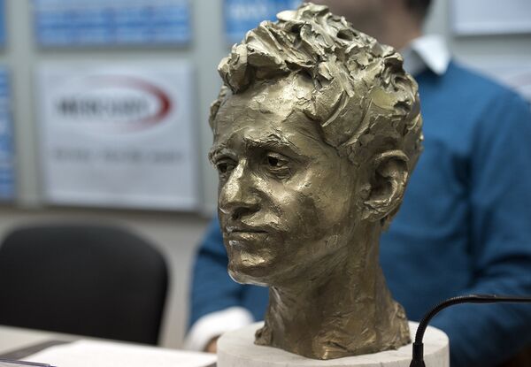 Бюст Ароняна  - Sputnik Армения