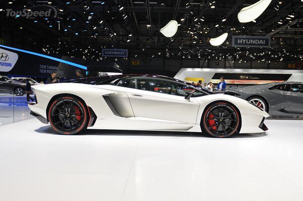 Lamborghini Aventador LP700–4 Pirelli Edition - Sputnik Արմենիա