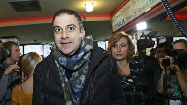 Телеведущий Гарик Мартиросян с супругой Жанной - Sputnik Армения