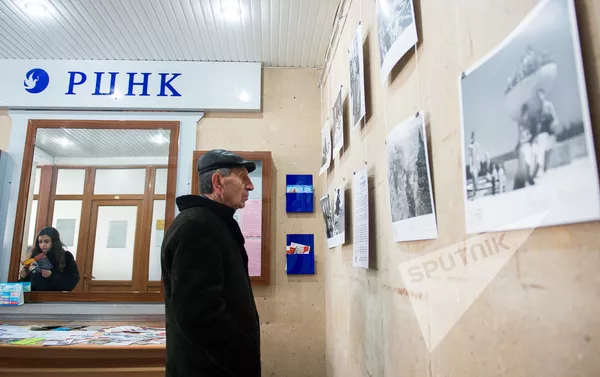 Выставка 75 лет. История начинается с новости в РЦНК Выставка 75 лет. История начинается с новости в РЦНК - Sputnik Армения