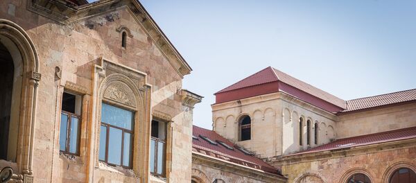 Здание Нерсесяновской духовной семинарии - Sputnik Армения