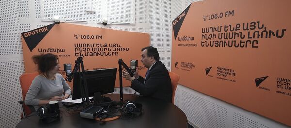 Նախարար Արմեն Ամիրյանը խոսում է կինոստուդիայի շենքի վիճակի և մերօրյա հերոսի մասին Նախարար Արմեն Ամիրյանը խոսում է կինոստուդիայի շենքի վիճակի և մերօրյա հերոսի մասին - Sputnik Արմենիա