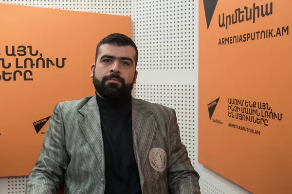 Гурген Ованнисян в гостях у радио Sputnik Армения Гурген Ованнисян в гостях у радио Sputnik Армения - Sputnik Армения