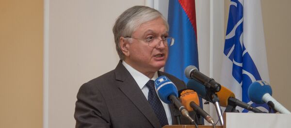 Эдуард Налбандян, министр иностранных дел Армении Эдуард Налбандян, министр иностранных дел Армении - Sputnik Армения