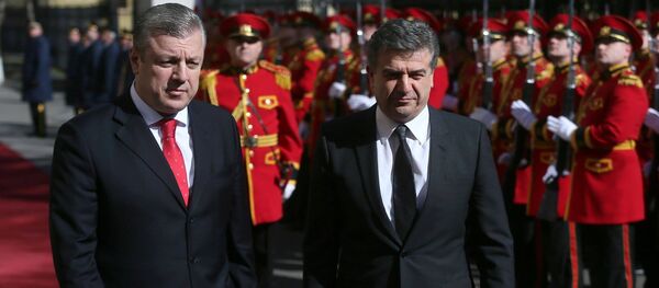 Премьер-министры Грузии и Армении Георгий Квирикашвили и Карен Карапетян - Sputnik Армения