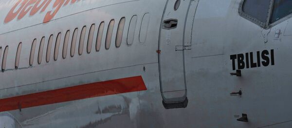 Самолет авиакомпании Айрзена - Грузинские авиалинии - Sputnik Արմենիա