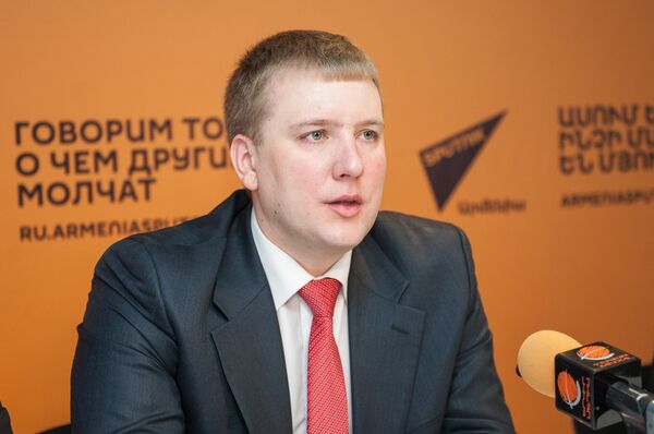 Марк Калинин. П/к на тему открытия выставки Образование XXI век  - Sputnik Армения