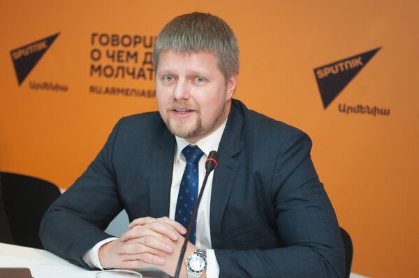 Иван Телегин. П/к на тему открытия выставки Образование XXI век  - Sputnik Արմենիա