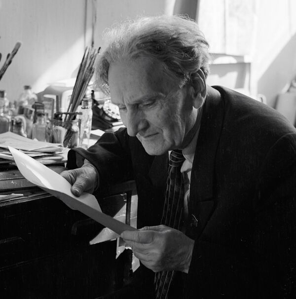 Очерк не этих дней: как азербайджанские торговцы скрывали армянский абрикос Очерк не этих дней: как азербайджанские торговцы скрывали армянский абрикос - Sputnik Армения