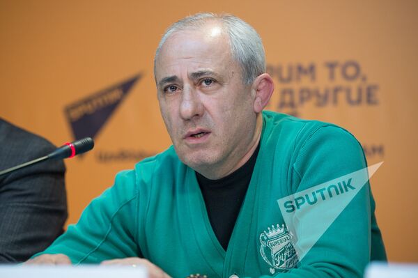 Грант Енокян Грант Енокян - Sputnik Արմենիա