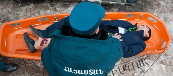 Учебная тренировка МЧС Армении: Организация защиты студентов и сотрудников в случае внезапного нападения противника Учебная тренировка МЧС Армении: Организация защиты студентов и сотрудников в случае внезапного нападения противника - Sputnik Армения