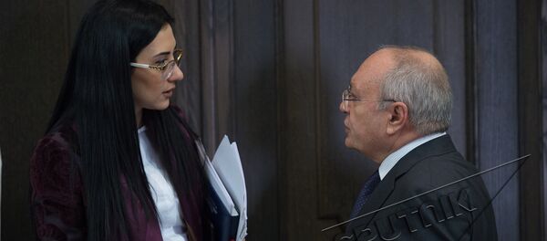 Арпине Ованнисян и Агван Овсепян. Заседание Правительства 03.03.2017 - Sputnik Армения