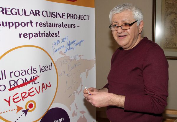 Ресторатор и шеф-повар Арис Ажанд - Sputnik Армения