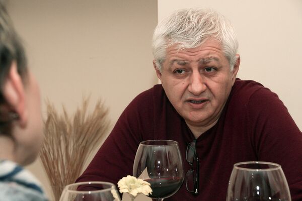 Ресторатор и шеф-повар Арис Ажанд - Sputnik Արմենիա