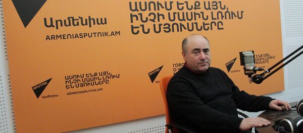 Вардан Хачатрян в гостях у радио Sputnik Армения Вардан Хачатрян в гостях у радио Sputnik Армения - Sputnik Արմենիա