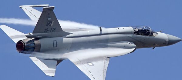 Пакистанский истребитель JF-17 Thunder Пакистанский истребитель JF-17 Thunder - Sputnik Արմենիա
