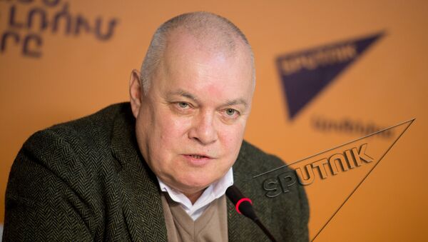 Дмитрий Киселев в пресс-центре Sputnik Армения - Sputnik Արմենիա