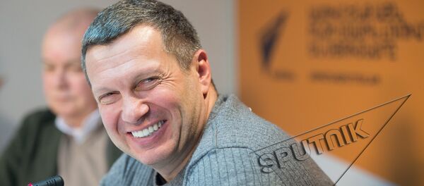 Владимир Соловьев в пресс-центре Sputnik Армения Владимир Соловьев в пресс-центре Sputnik Армения - Sputnik Армения