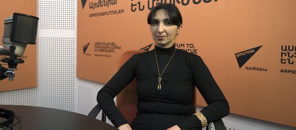Зара Ованнисян в гостях у радио Sputnik Армения Зара Ованнисян в гостях у радио Sputnik Армения - Sputnik Արմենիա