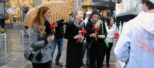 СПУТНИК_Поздравление с 8 марта в Нью-Йорке - Sputnik Արմենիա