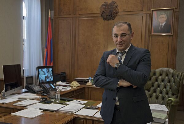 Вардан Арамян Вардан Арамян - Sputnik Արմենիա