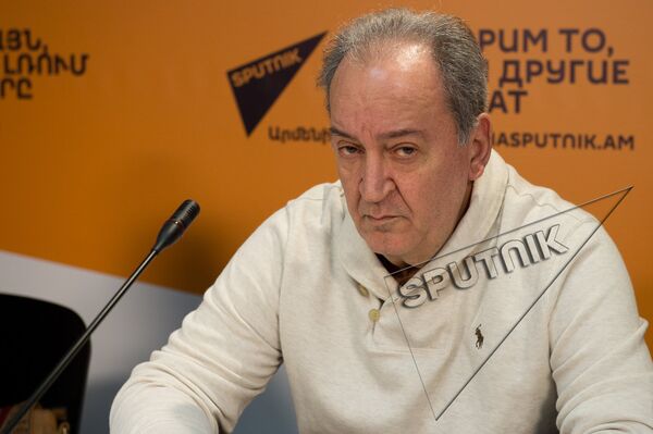 Гагик Карапетян в пресс-центре Sputnik Армения  - Sputnik Արմենիա