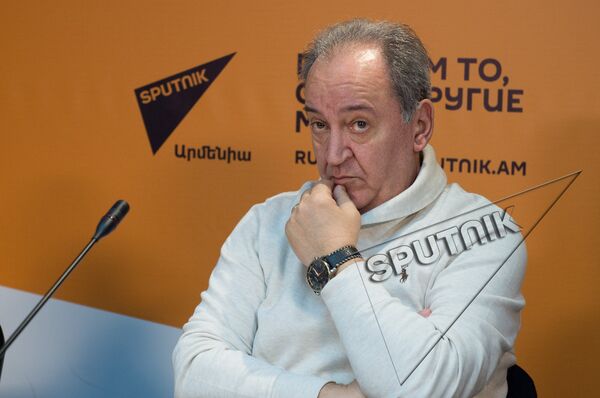 Гагик Карапетян в пресс-центре Sputnik Армения  - Sputnik Армения