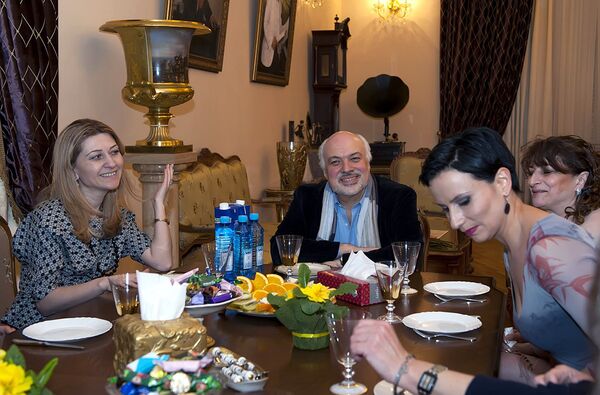 Алина Ордян на приеме в театре оперы и балета по случаю международного женского дня - Sputnik Армения