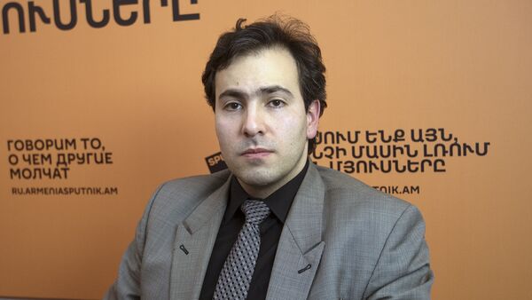 Тигран Егорян в гостях у радио Sputnik Армения - Sputnik Արմենիա