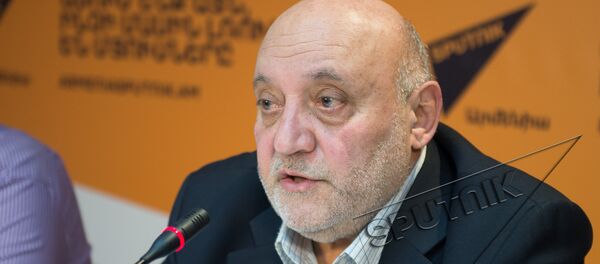 Рубен Агузумцян Рубен Агузумцян - Sputnik Армения