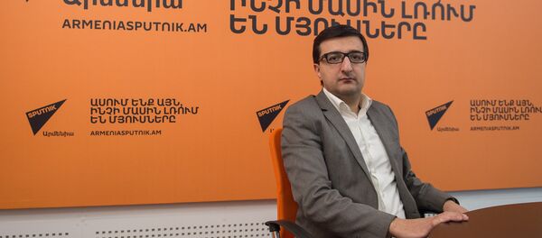 Нвер Саргсян в гостях у радио Sputnik Армения Нвер Саргсян в гостях у радио Sputnik Армения - Sputnik Արմենիա