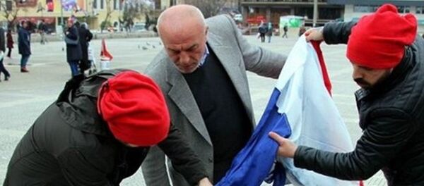 В Турции сожгли флаг Франции В Турции сожгли флаг Франции - Sputnik Արմենիա