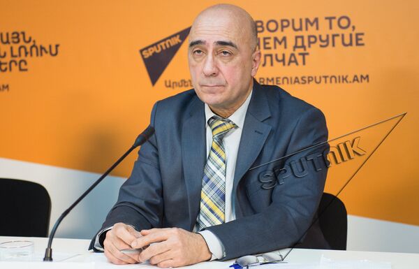Ашот Тавадян Ашот Тавадян - Sputnik Արմենիա