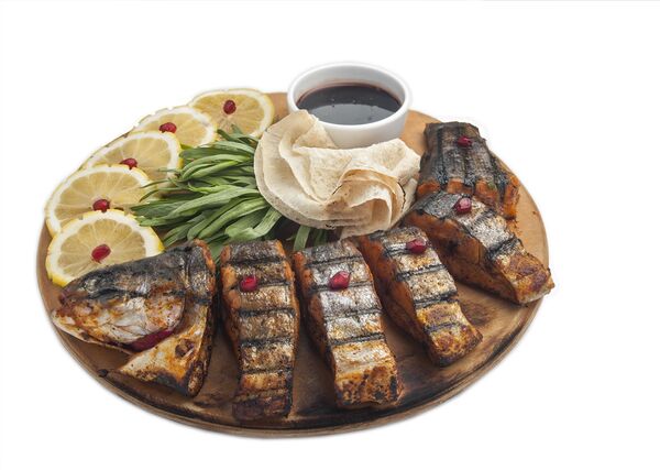 армянское национальное блюдо из рыбы армянское национальное блюдо из рыбы - Sputnik Армения