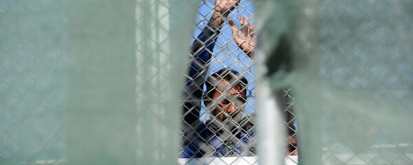 Беженцы на острове Лесбос в Греции - Sputnik Армения